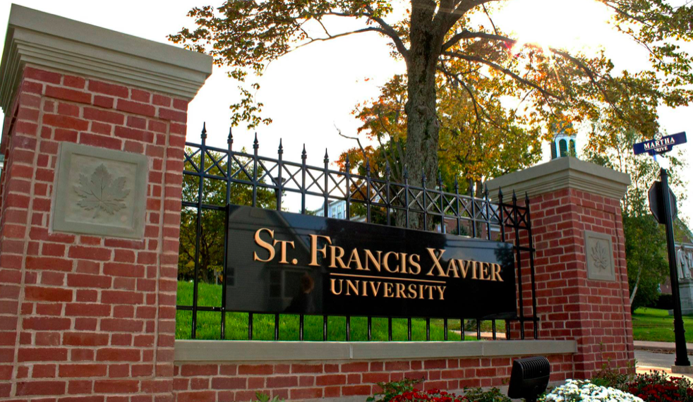 St. Francis Xavier University Vente a Canada
